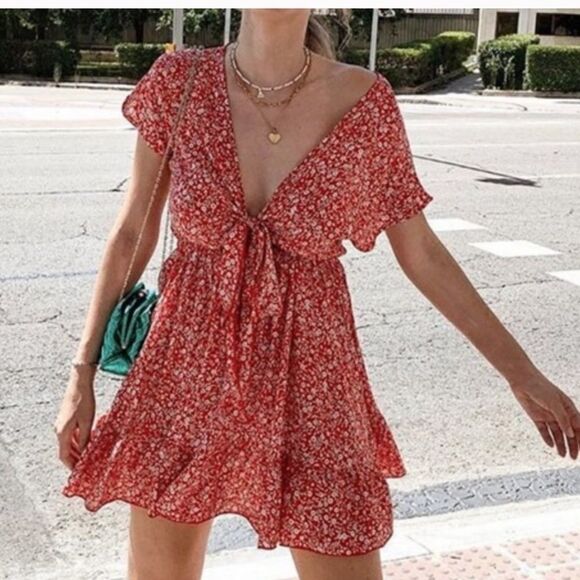 FLORAL RED MINI DRESS - Picture 1 of 10